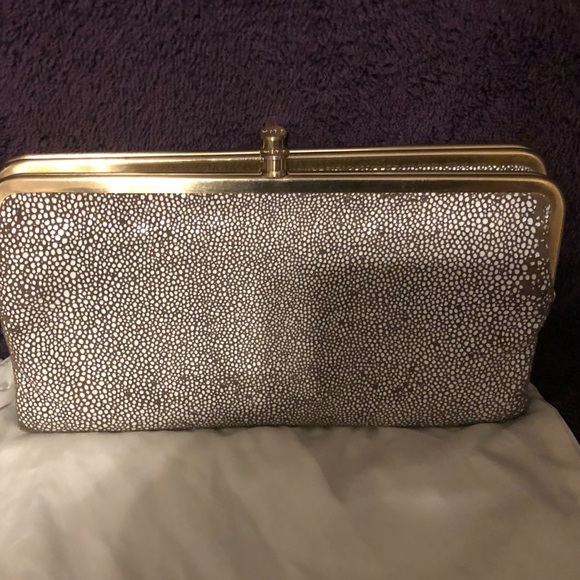 Hobo International ID Credit card Clutch Wallet - Picture 1 of 9